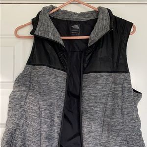 Women’s North Face vest